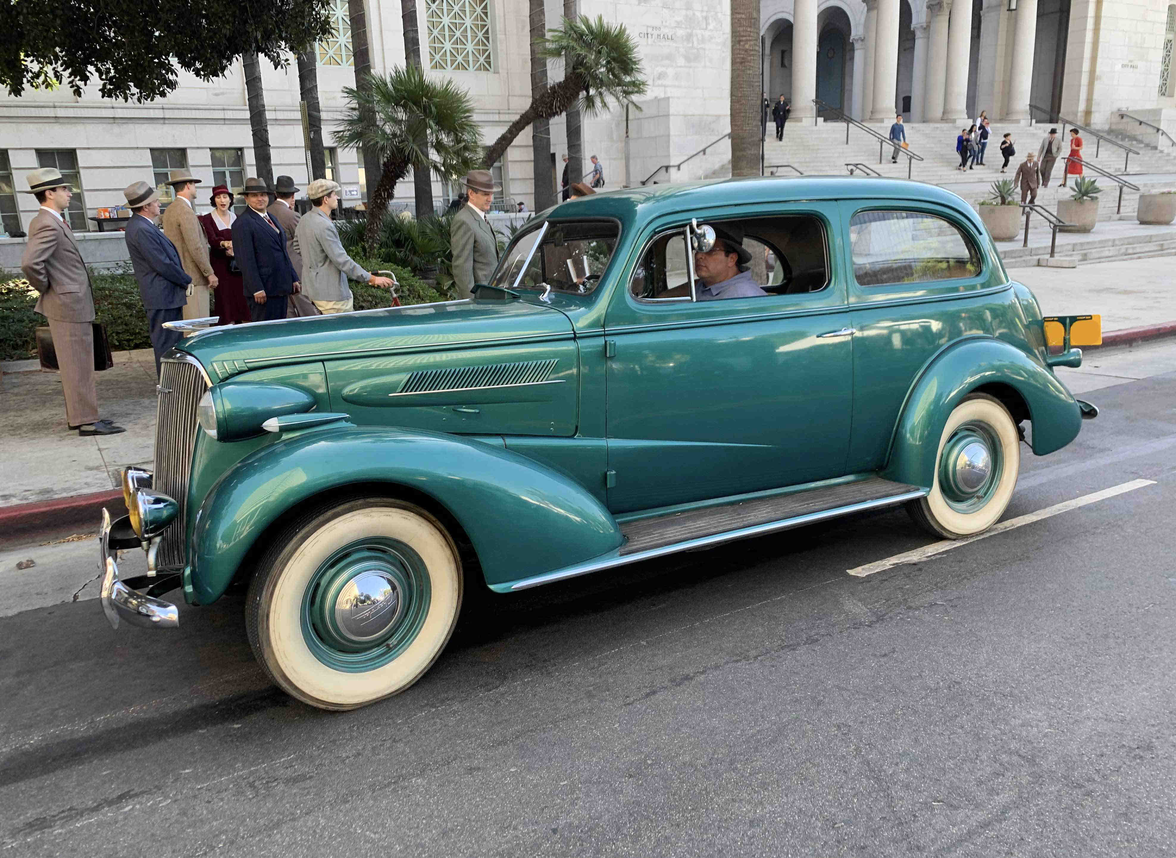 1937 Chevrolet 2-door Sedan